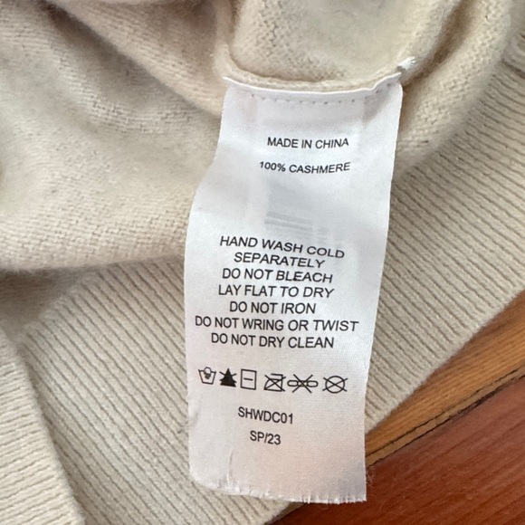 Quince Cashmere Cream V-Neck Sweater - Picture 4 of 5